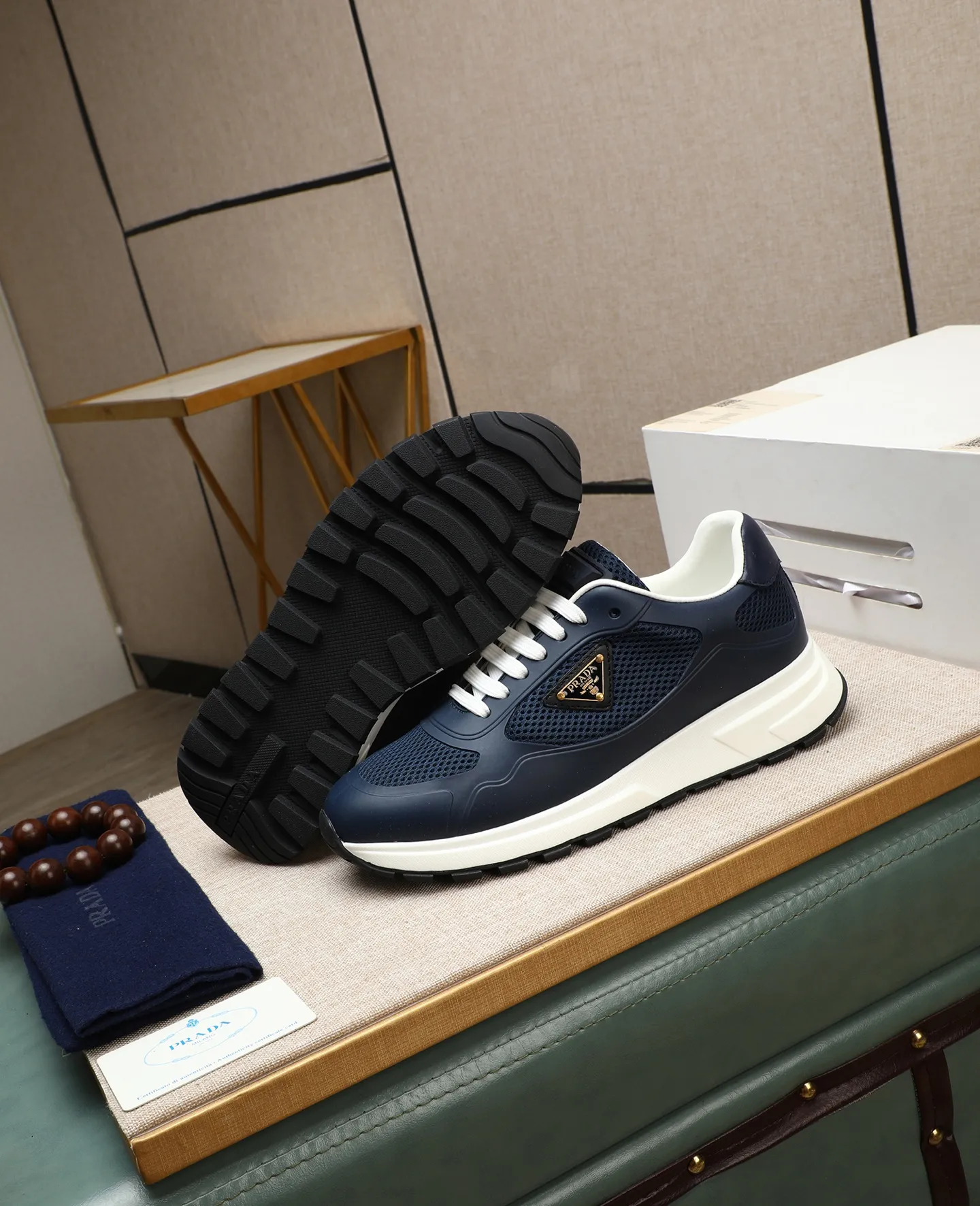 Men's shoes 💰580 [PRADA] Prada - High-end quality original order - Upper: 🔝 silk calfskin, brand canvas cloth, brand metal fasteners - Lining: mesh, foot pads; top-grade cowhide - Outsole: ultra-light TPU foam; molded outsole - Ultra-high quality control·Fine workmanship: highlighted (high-end·luxury·grade) -Size: 38-44 (45 can be customized) Wang